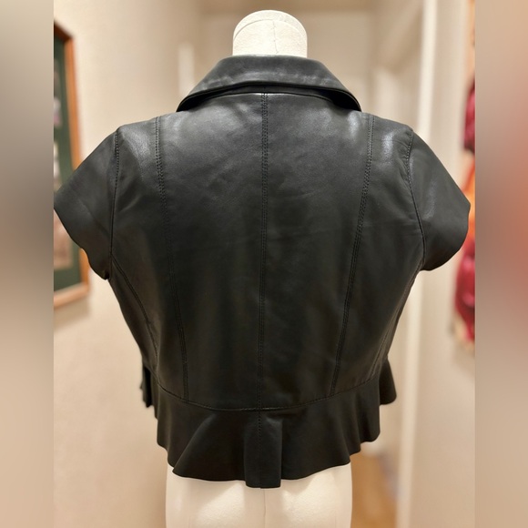 100% Leather Cache cropped, s/s jacket sz S - Picture 2 of 2
